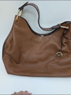 Michael Kors Joan Extra Large Slouchy Shoulder Bag in brown pebble